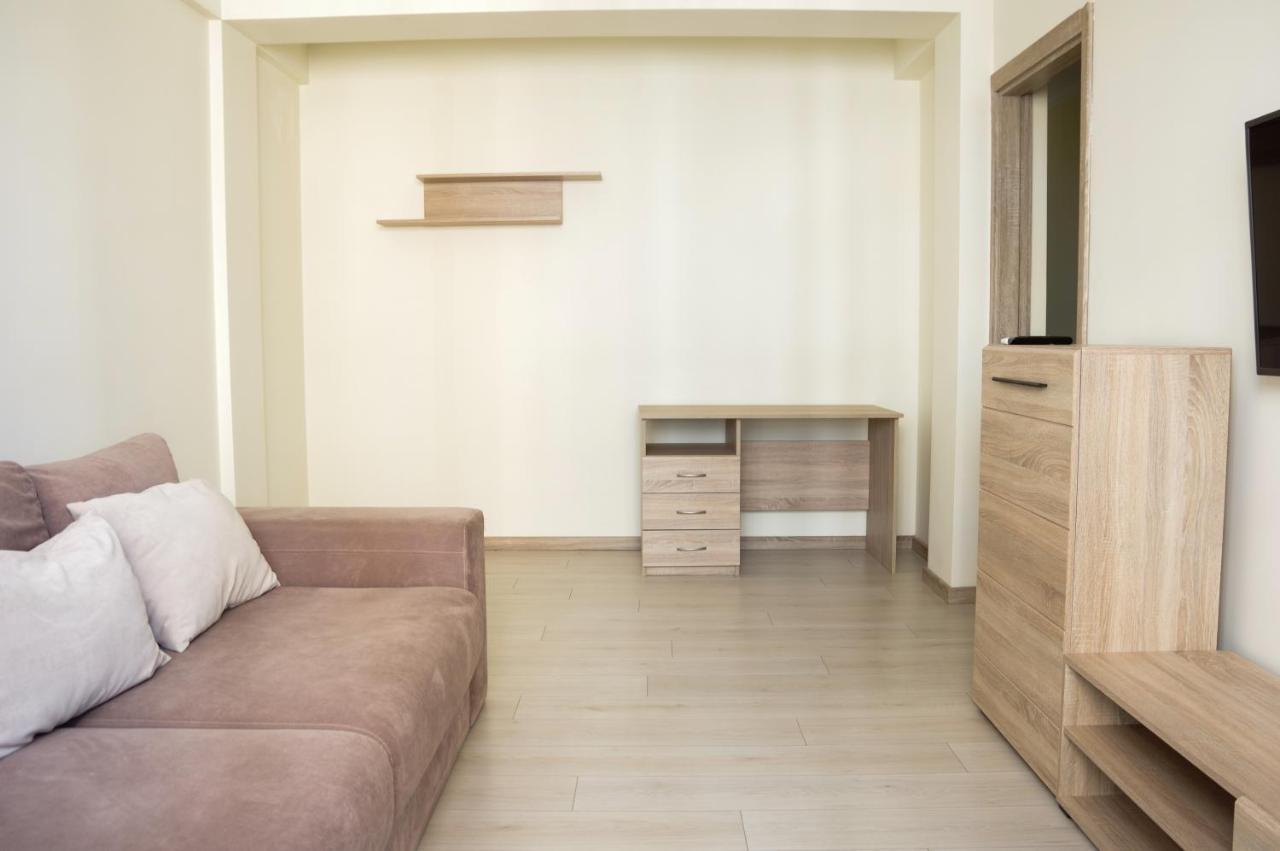 Chiernomorskie Apartamenty Odessa Exterior foto