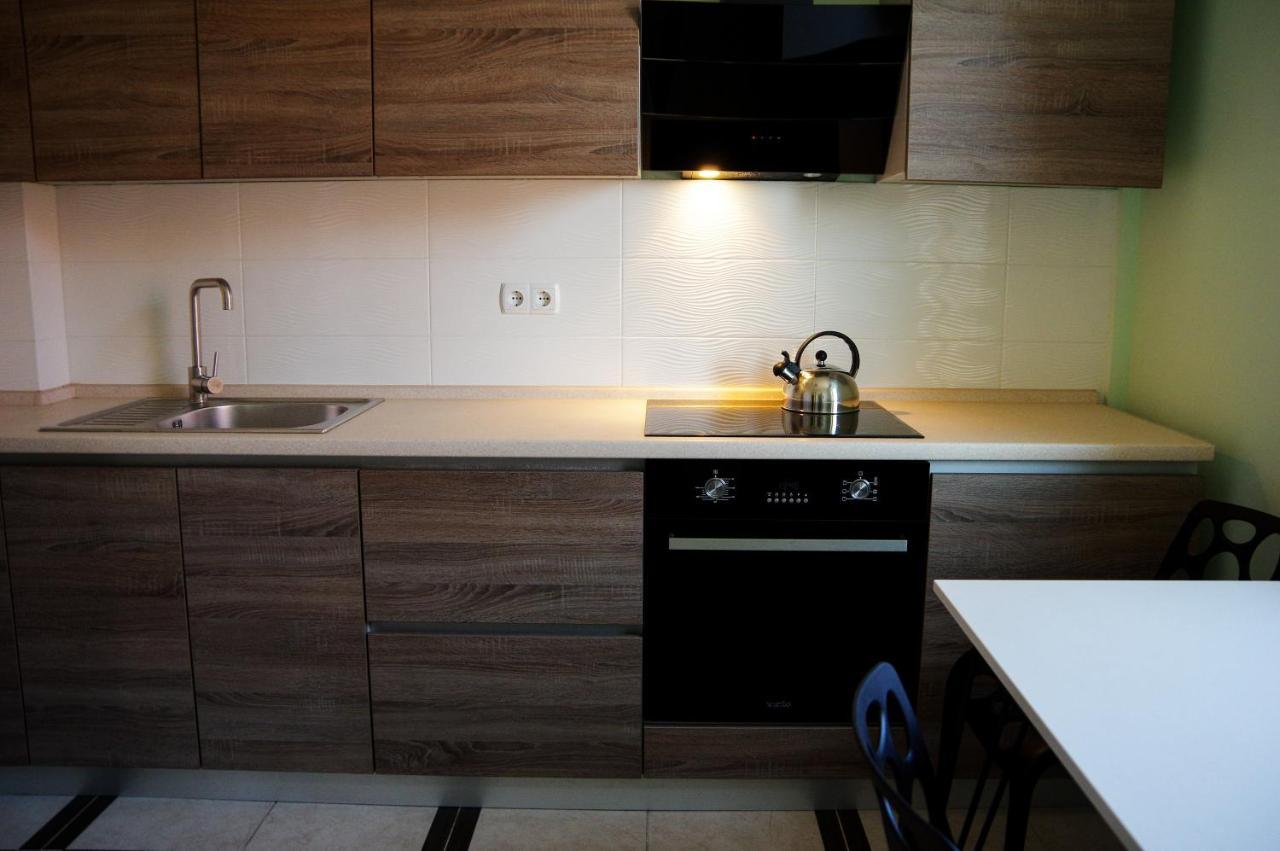 Chiernomorskie Apartamenty Odessa Exterior foto